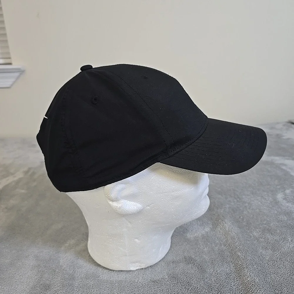 Nike Hat Unisex‎ Black OSFM Black Legacy91 Dri Fit Disney Mickey Golf Cap
